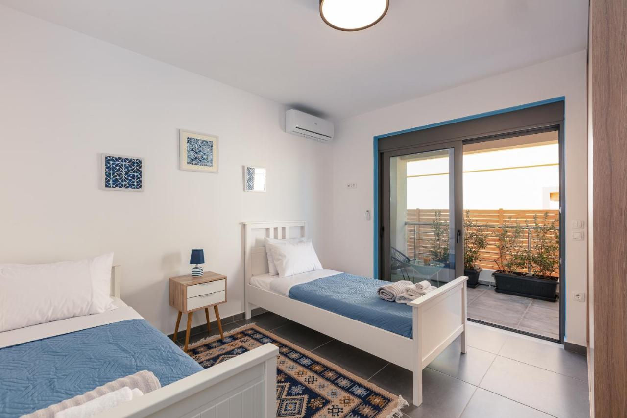 Greek Sky - New Modern Apartment With Shared Pool Ταυρωνίτης Εξωτερικό φωτογραφία