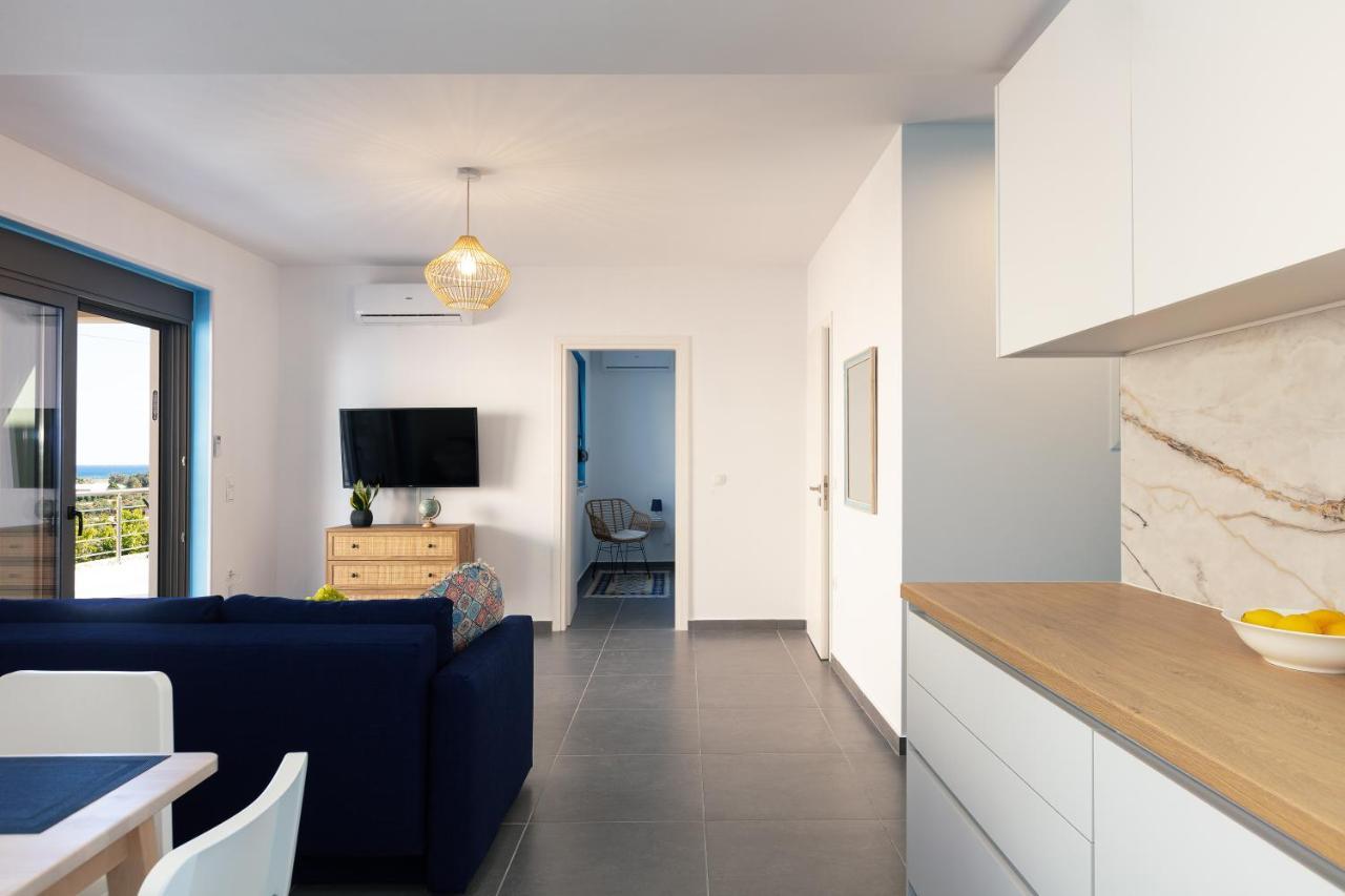 Greek Sky - New Modern Apartment With Shared Pool Ταυρωνίτης Εξωτερικό φωτογραφία
