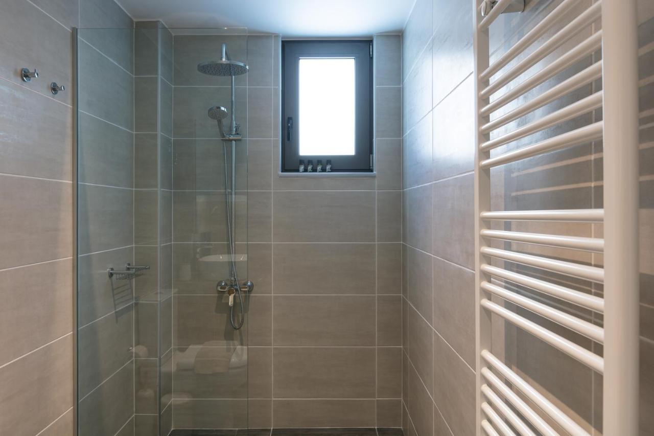 Greek Sky - New Modern Apartment With Shared Pool Ταυρωνίτης Εξωτερικό φωτογραφία
