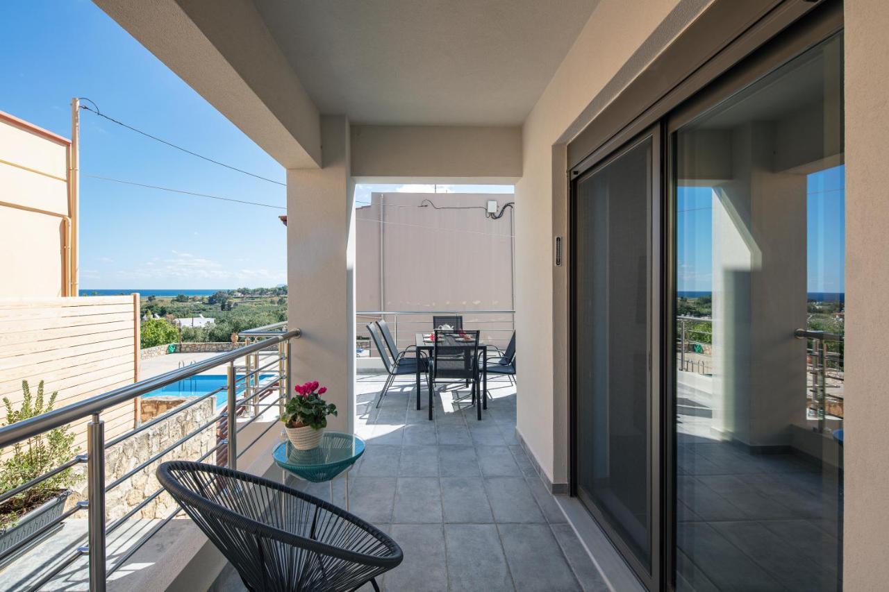 Greek Sky - New Modern Apartment With Shared Pool Ταυρωνίτης Εξωτερικό φωτογραφία